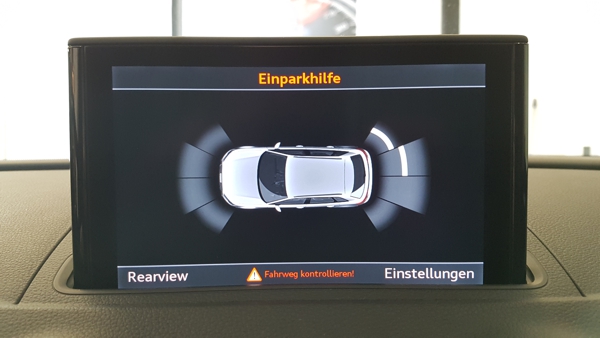A3 8V Einparkhilfe optische Darstellung 1