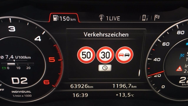 A4 B9 8W Verkehrszeichenerkennung 2