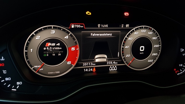 A4 B9 8W Virtual Cockpit 1