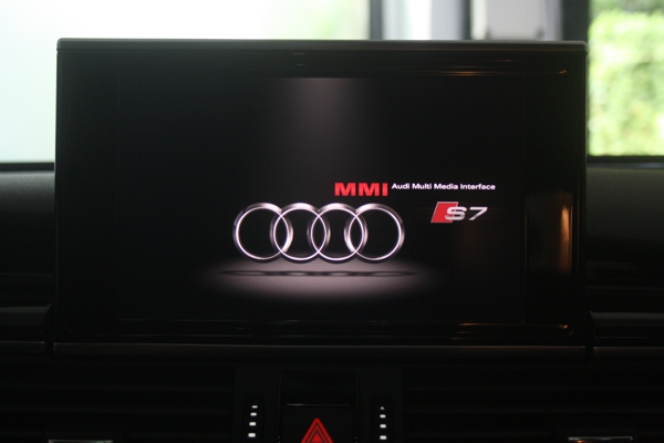 A7 4G MMi Startbildschirm 1