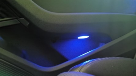 A4-B9-8W-Ablagefachbeleuchtung-6