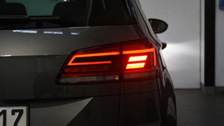 Golf-7-Sportsvan-Faceliftruekleuchten-7