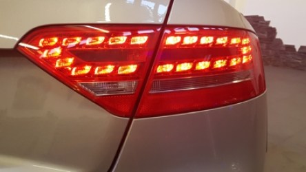 a5-b8-8t-rueckleuchtenadapter-halogen-auf-led-1